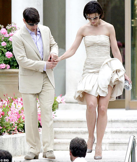 katie holmes and tom cruise height. Height differences